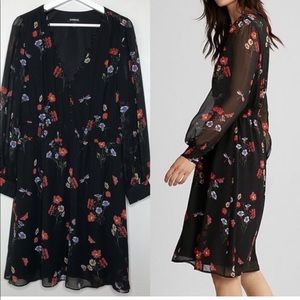 Express Long Sleeve Dress 🌺